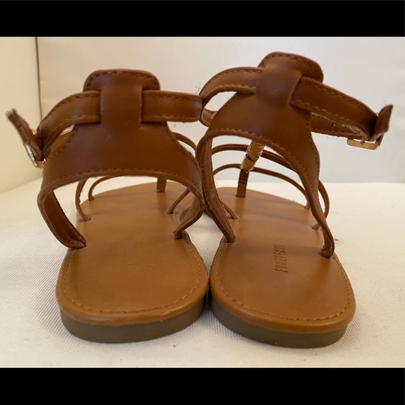 Forever 21 METALLIC FAUX LEATHER SANDALS - Size 8 - Picture 5 of 7